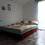 Jednosobni Anicic Coric 아파트 *